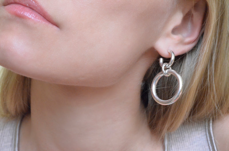 Lightweight hollow double hoops in sterling silver // Silver